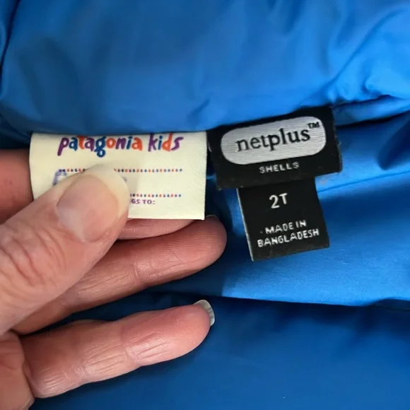 Patagonia Kids Puffer Jacket - Black and Blue - Picture 6 of 6